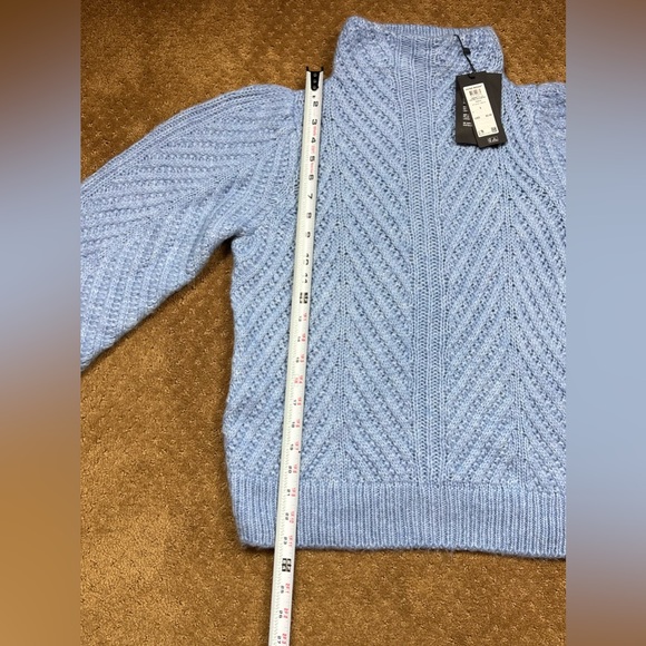 Women sweater - Picture 2 of 9